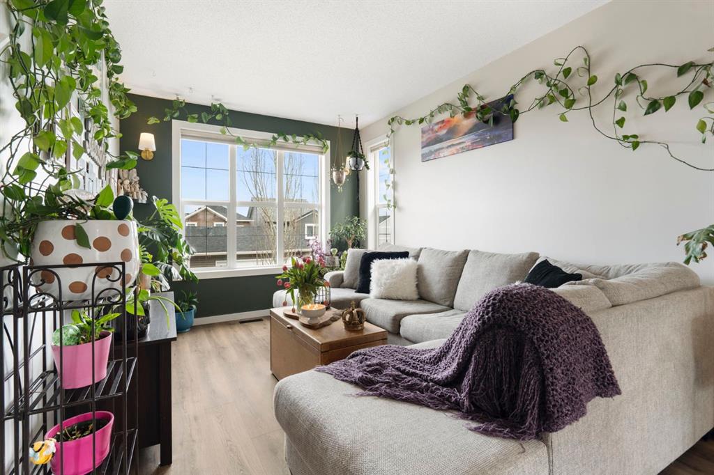 Picture for 438, 130 New Brighton Way SE
