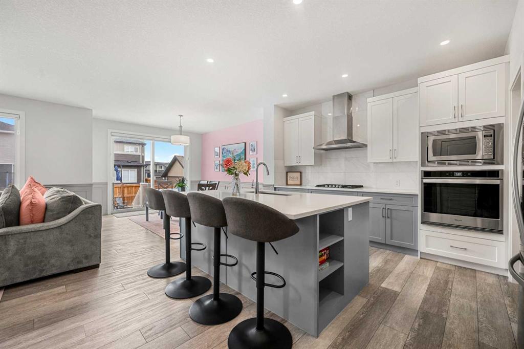 Picture for 32 Paint Horse Crescent 