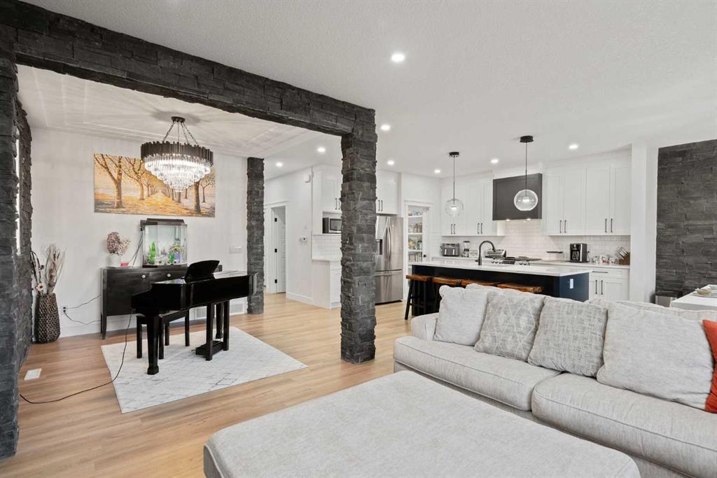 Picture for 818 Edgefield Street 