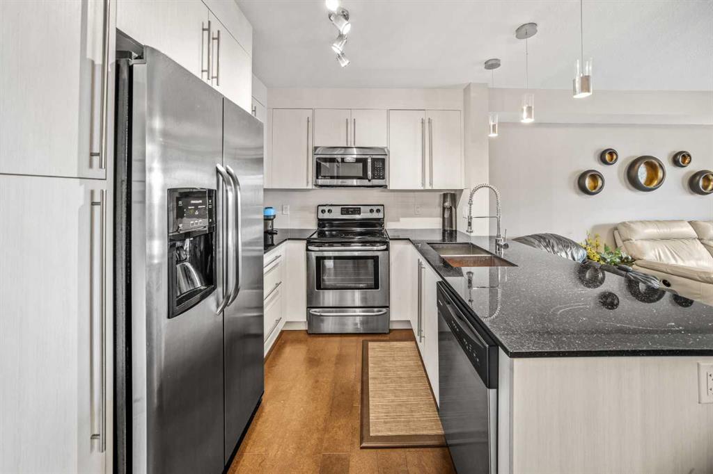 Picture for 3415, 11 Mahogany Row SE
