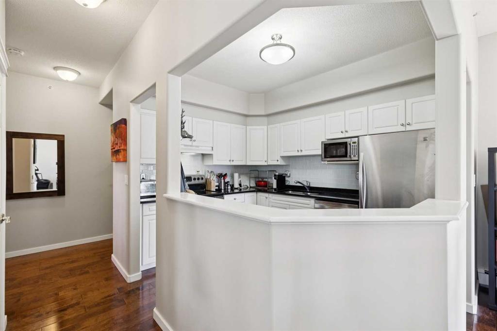 Picture for 301, 1919 31 Street SW