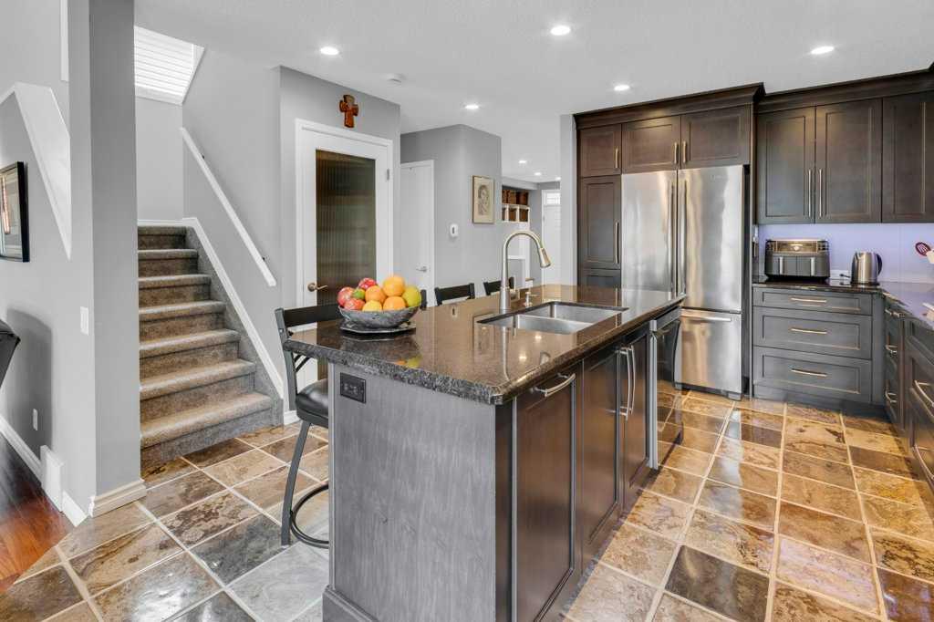 Picture for 42 River Rock Green SE