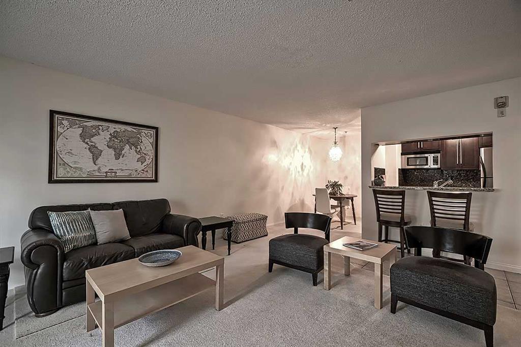 Picture for 211, 790 Kingsmere Crescent SW