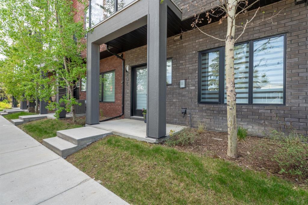 Picture for 408 Greenbriar Common NW