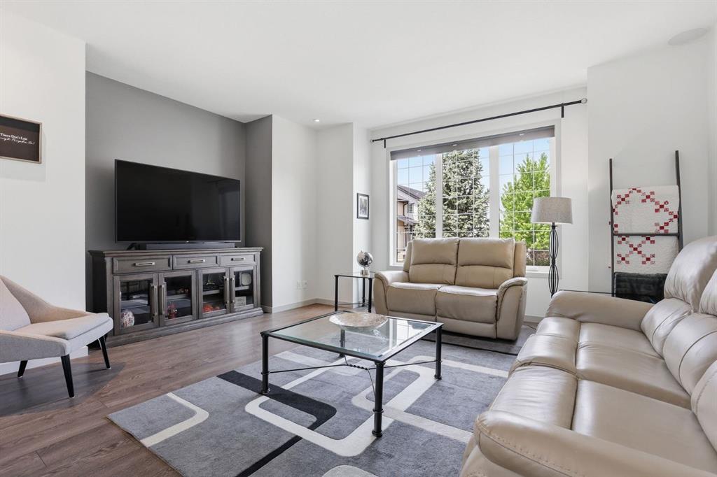 Picture for 341 Marquis Heights SE