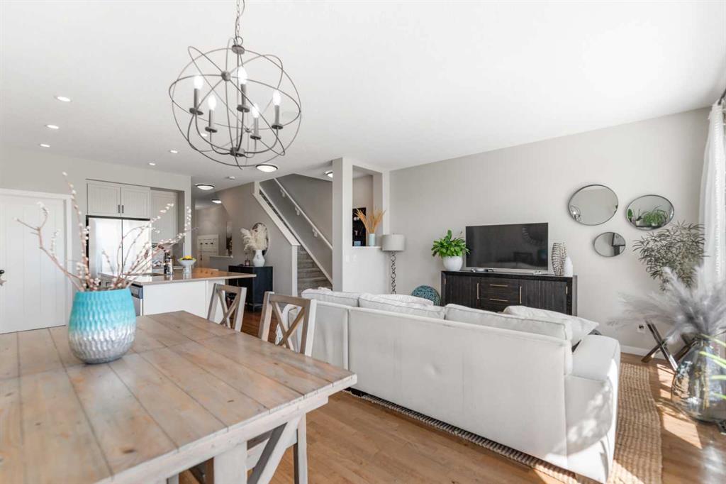 Picture for 124 Masters Crescent SE