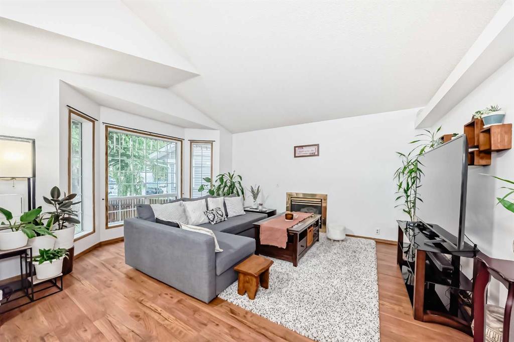 Picture for 16 Martinridge Way 