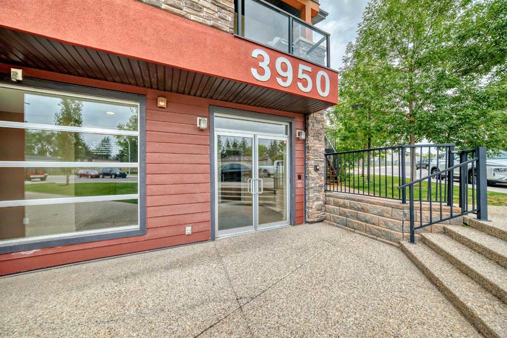 Picture for 211, 3950 46 Avenue NW
