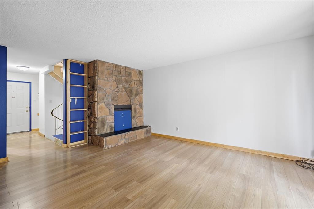 Picture for 316 84 Avenue SE