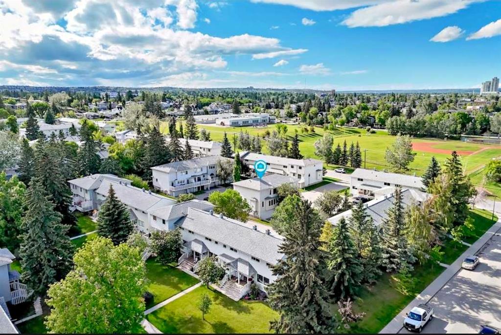 Picture for 672 Killarney Glen Court SW