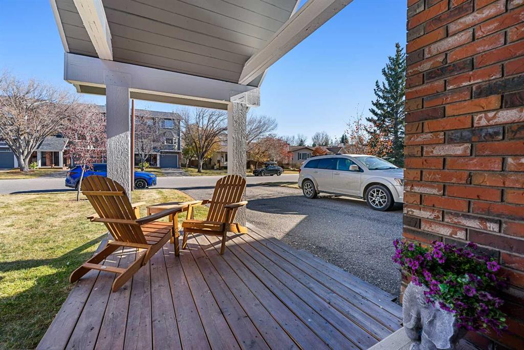 Picture for 151 Woodglen Grove SW