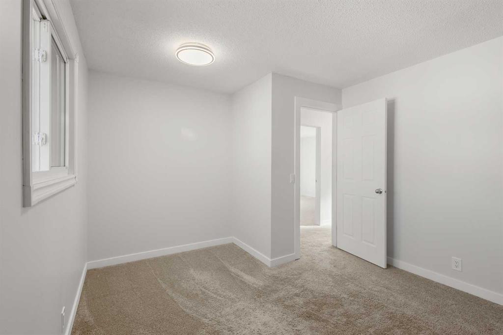 Picture for 327 Abalone Place NE https://www.cirrealty.ca/reb/creb/70/A2265770_22.jpg