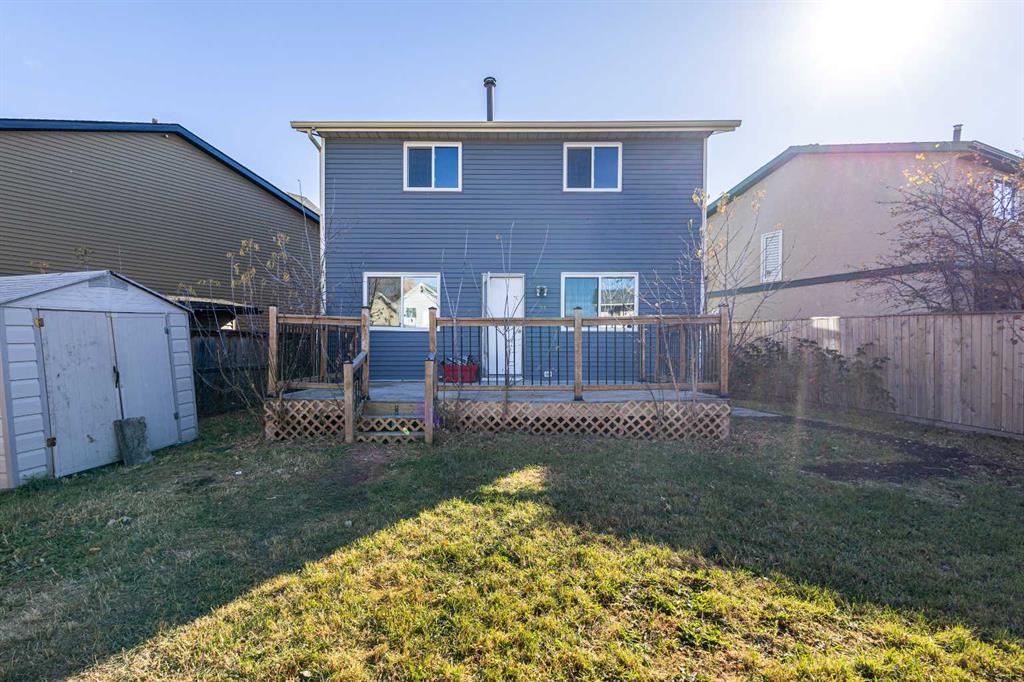 Picture for 327 Abalone Place NE https://www.cirrealty.ca/reb/creb/70/A2265770_38.jpg