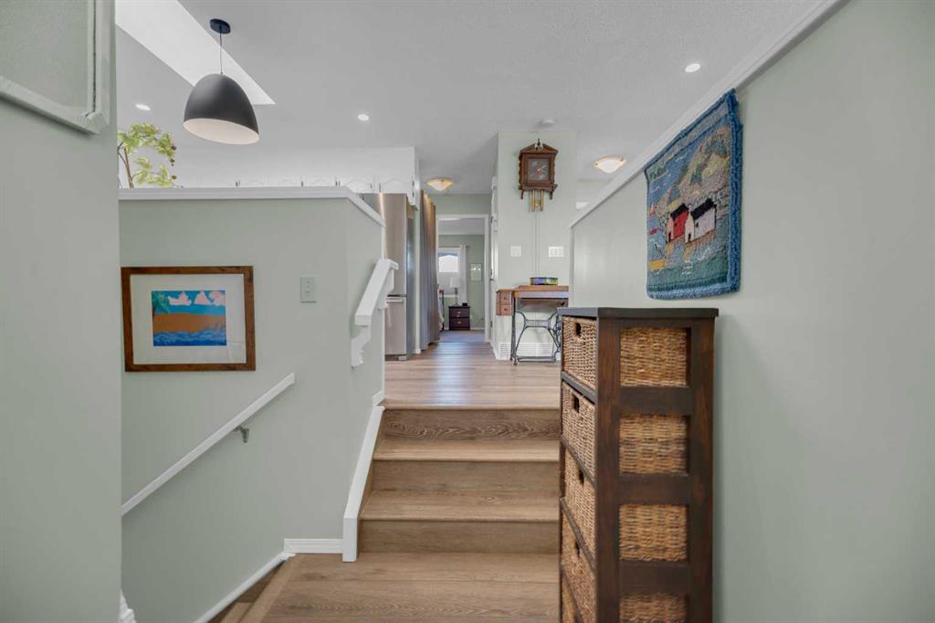 Picture for 2, 717 Centre Street 