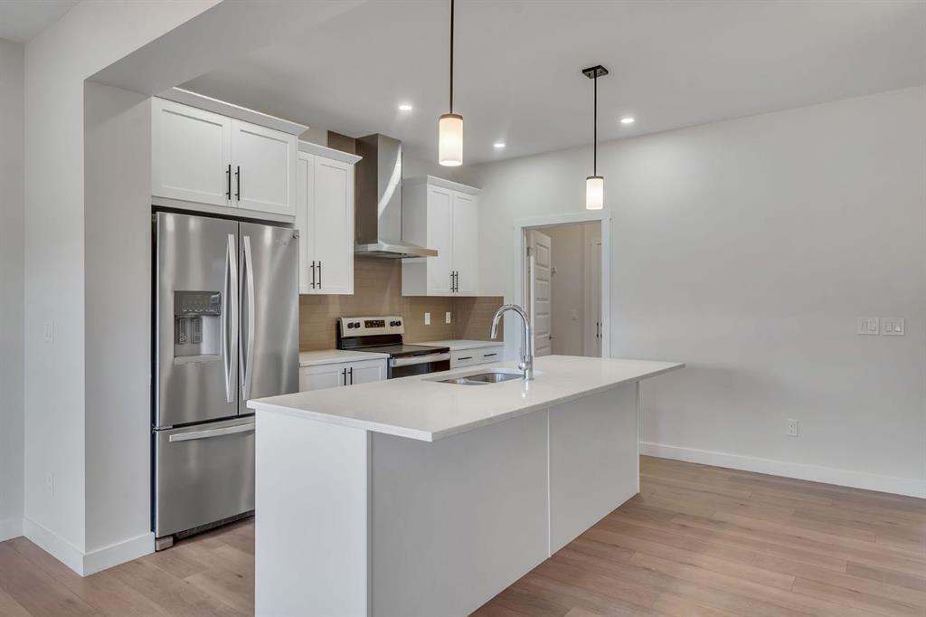 Picture for 1489 Bayview Point SW https://www.cirrealty.ca/reb/creb/70/A2268070_10.jpg