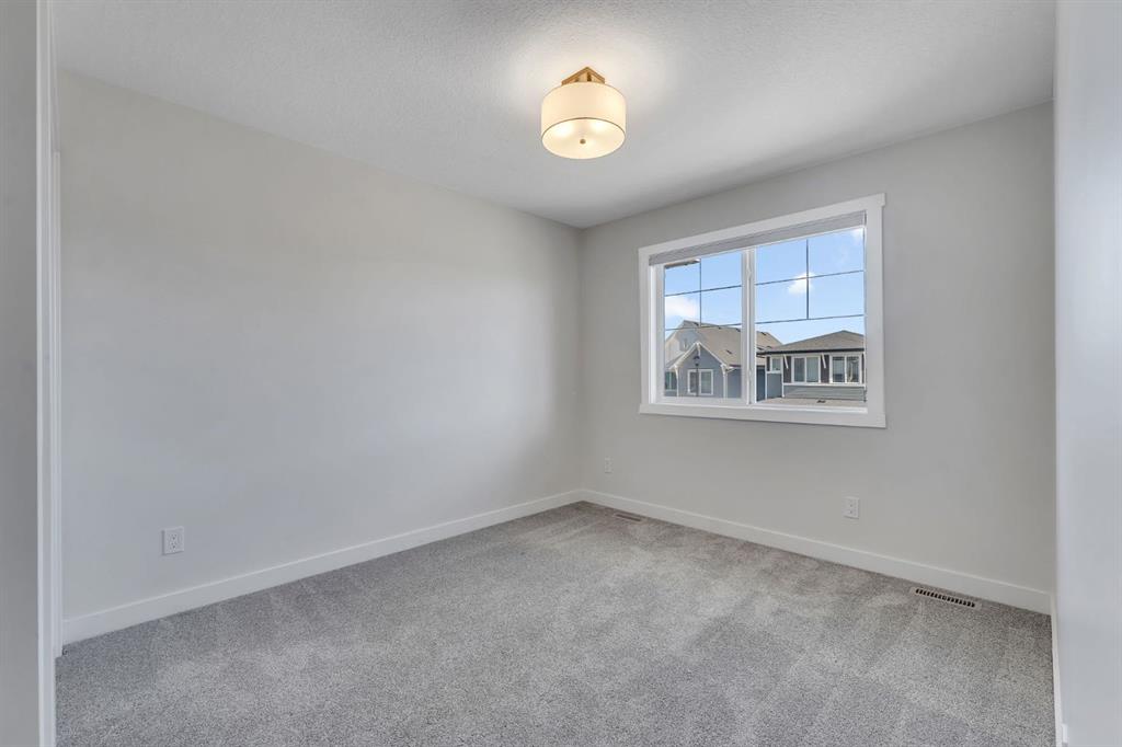 Picture for 1489 Bayview Point SW https://www.cirrealty.ca/reb/creb/70/A2268070_32.jpg