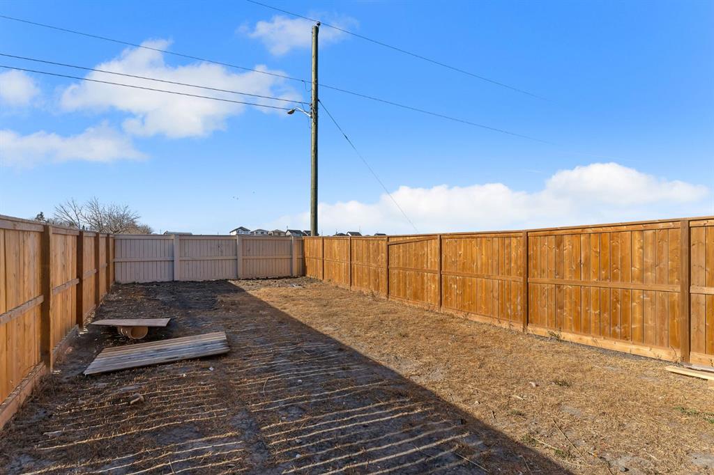 Picture for 1489 Bayview Point SW https://www.cirrealty.ca/reb/creb/70/A2268070_36.jpg