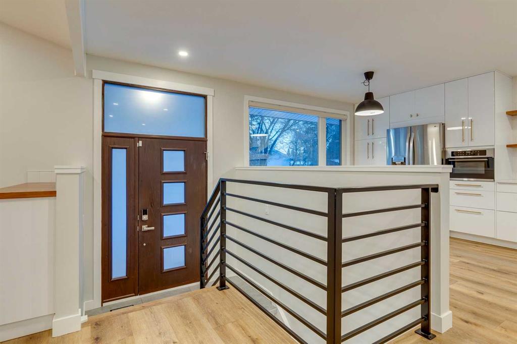 Picture for 3416 Lane Crescent SW