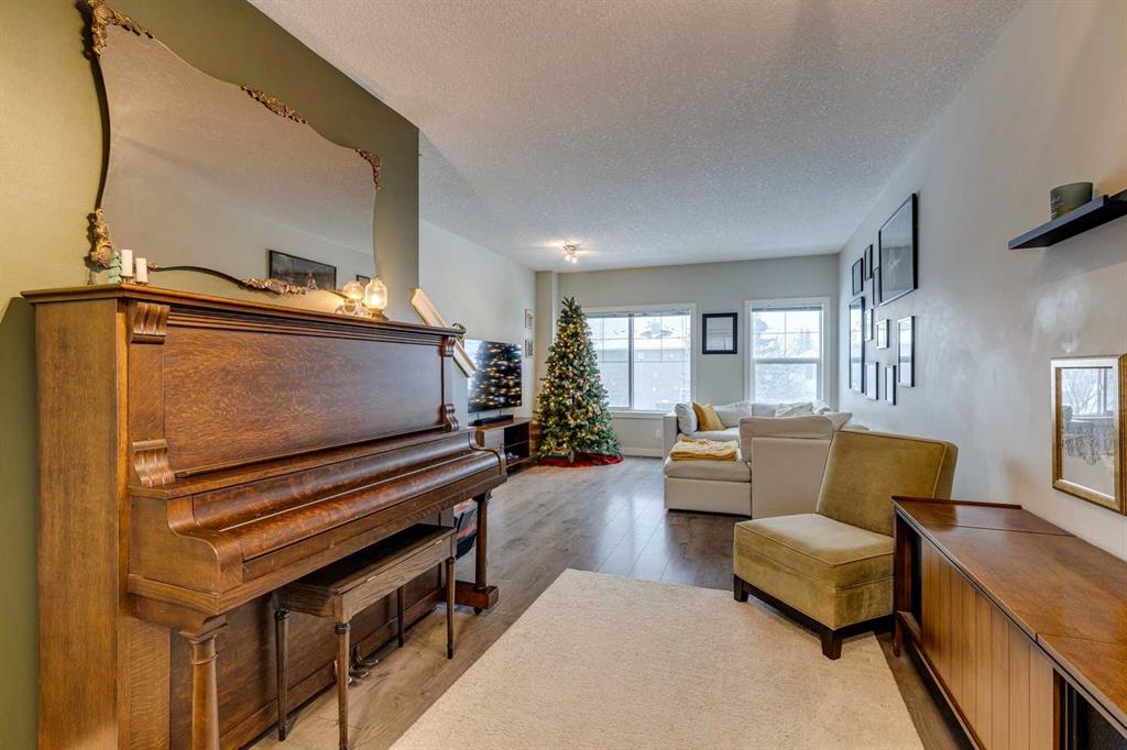 Picture for 2103 Jumping Pound Common 