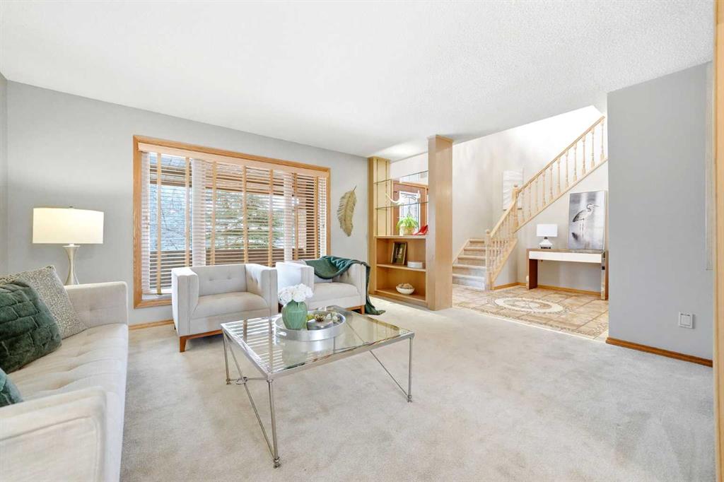 Picture for 220 Mckenzie Lake Cove SE