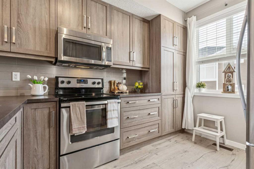 Picture for 61 Nolancrest Gate NW