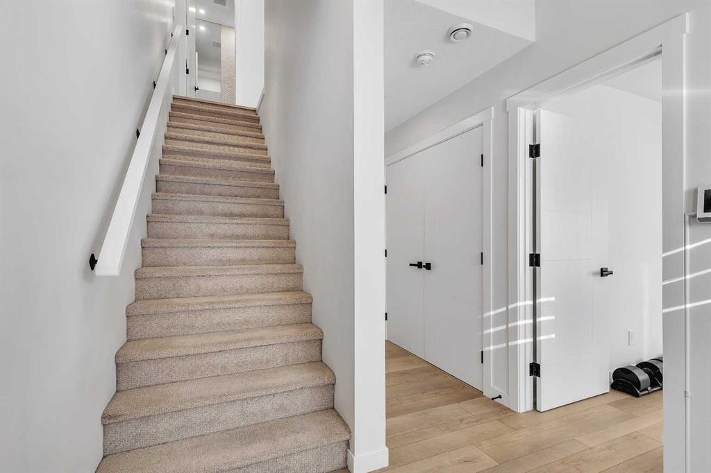 Picture for 247 Greenbriar Common NW