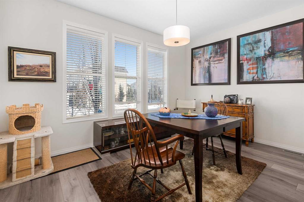 Picture for 112 South Point Court SW