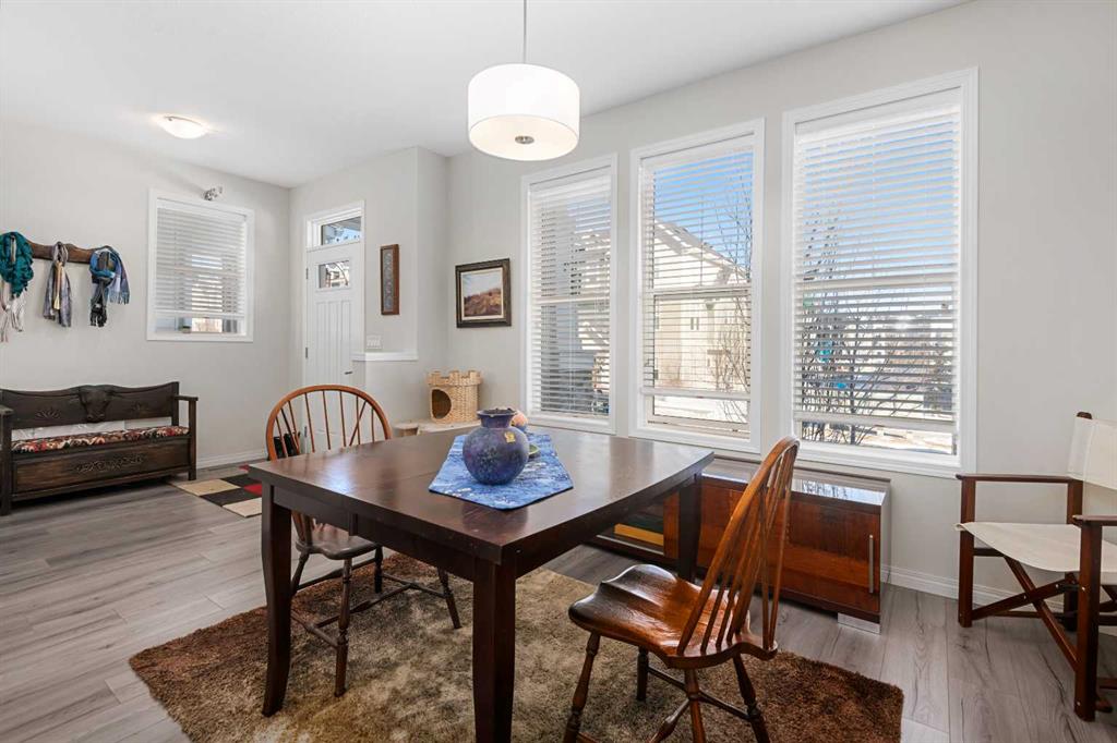 Picture for 112 South Point Court SW