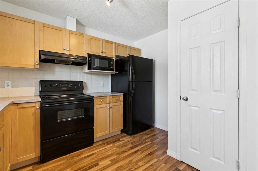 Picture for 114 Royal Birch Villas NW