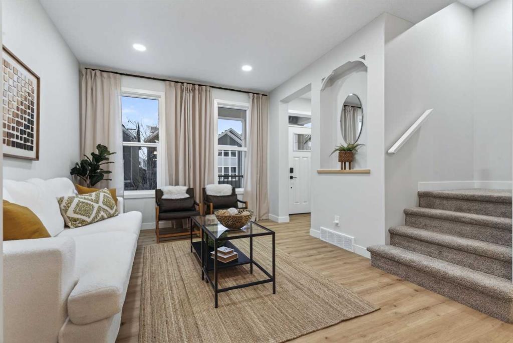 Picture for 41 Lavender Passage SE