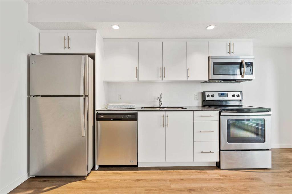 Picture for 206, 1920 11 Avenue SW