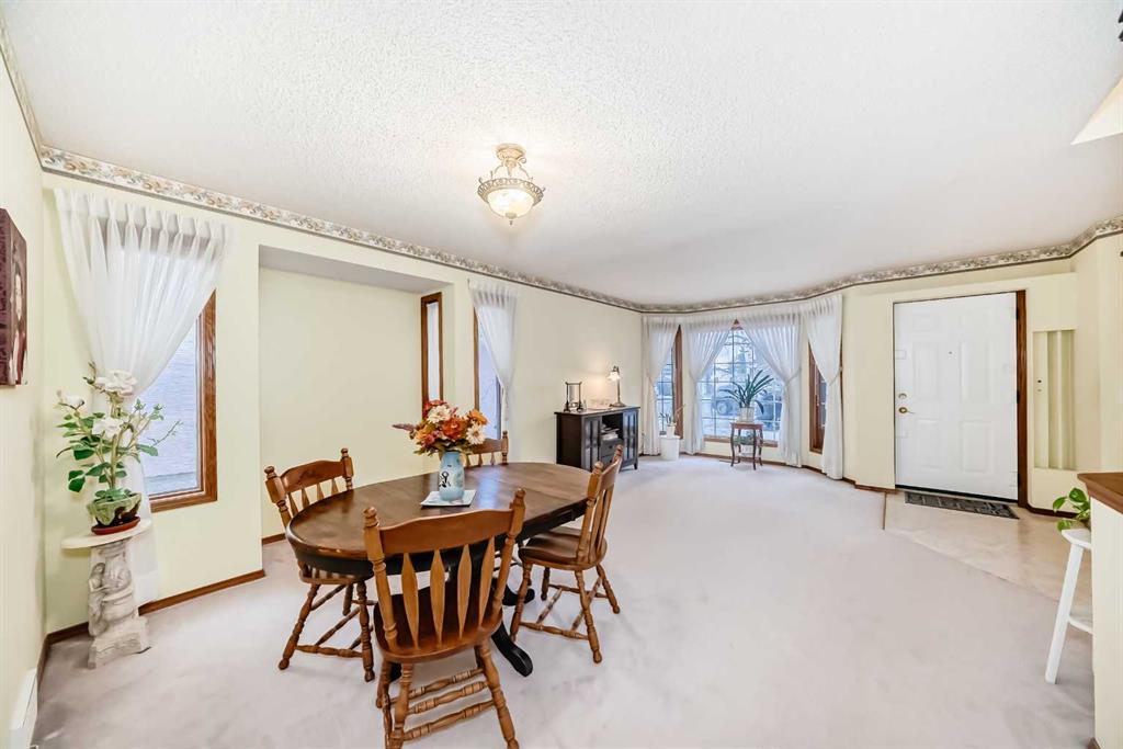 Picture for 40 Harvest Glen Mews NE