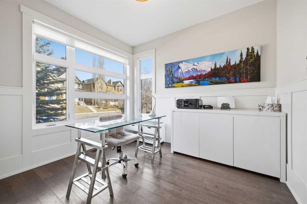 Picture for 2131 31 Avenue SW