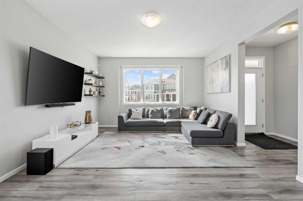 Picture for 171 Carringham Road NW