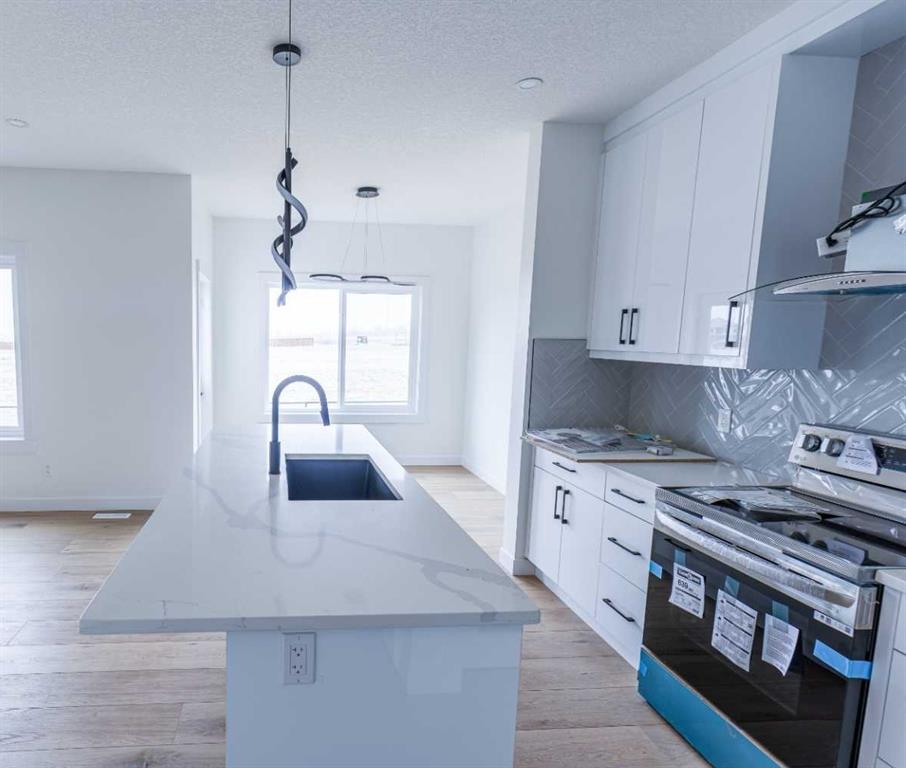 Picture for 178 Lakewood Crescent 