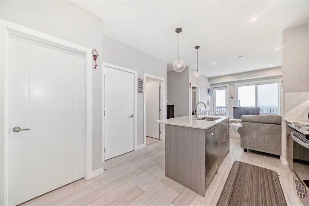 Picture for 1501, 395 Skyview Parkway NE