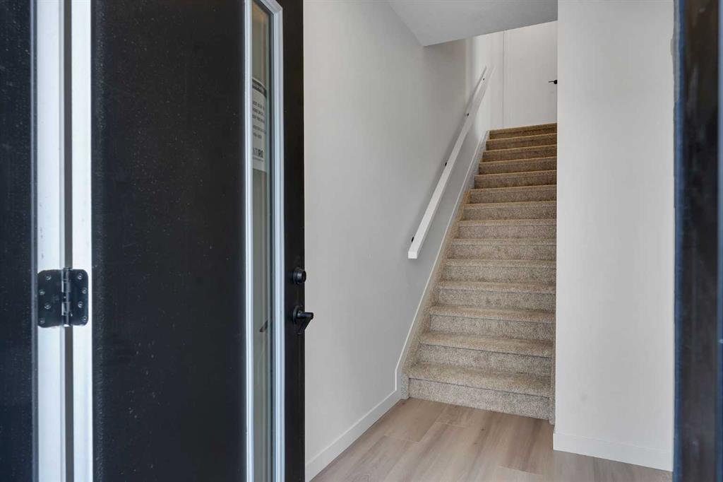 Picture for 804A, 120 Arbour Lake Court NW