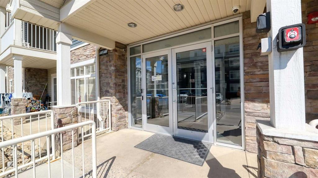Picture for 2201, 155 Skyview Ranch Way NE