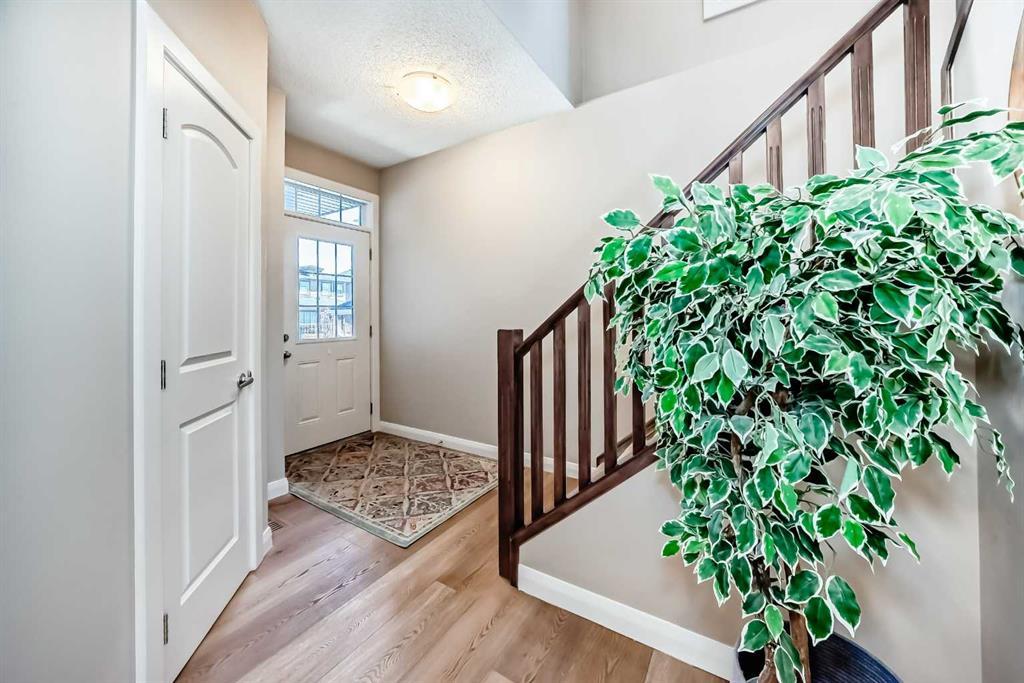 Picture for 367 Evanspark Gardens NW