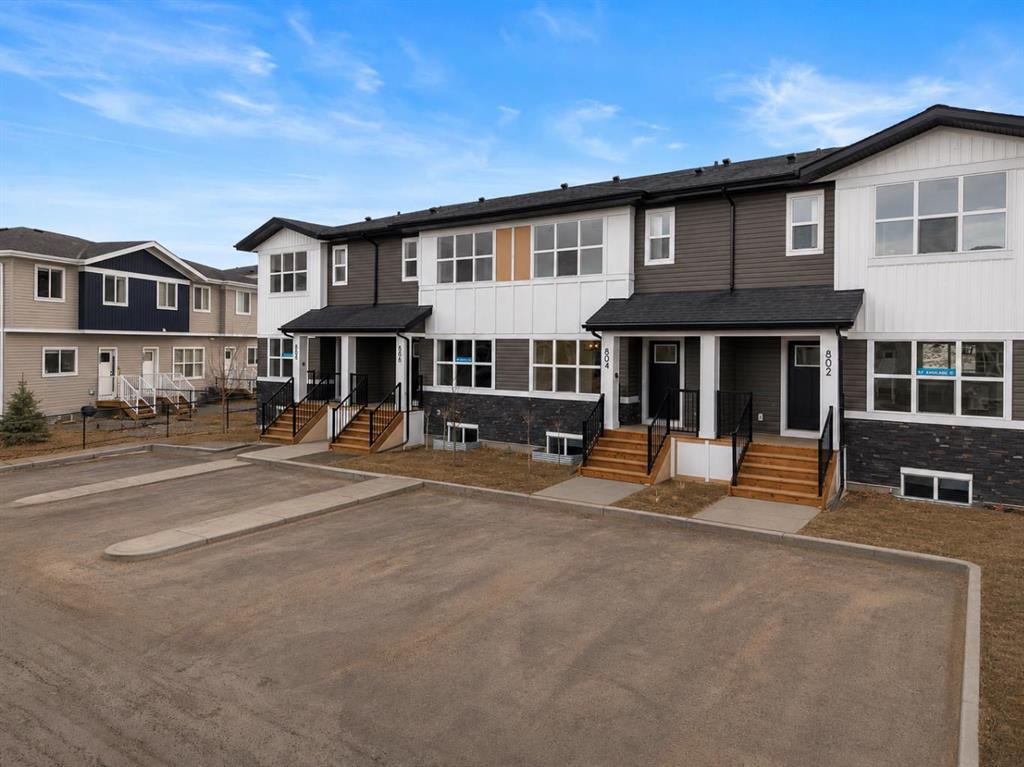 Picture for 804, 525 River Heights Drive 