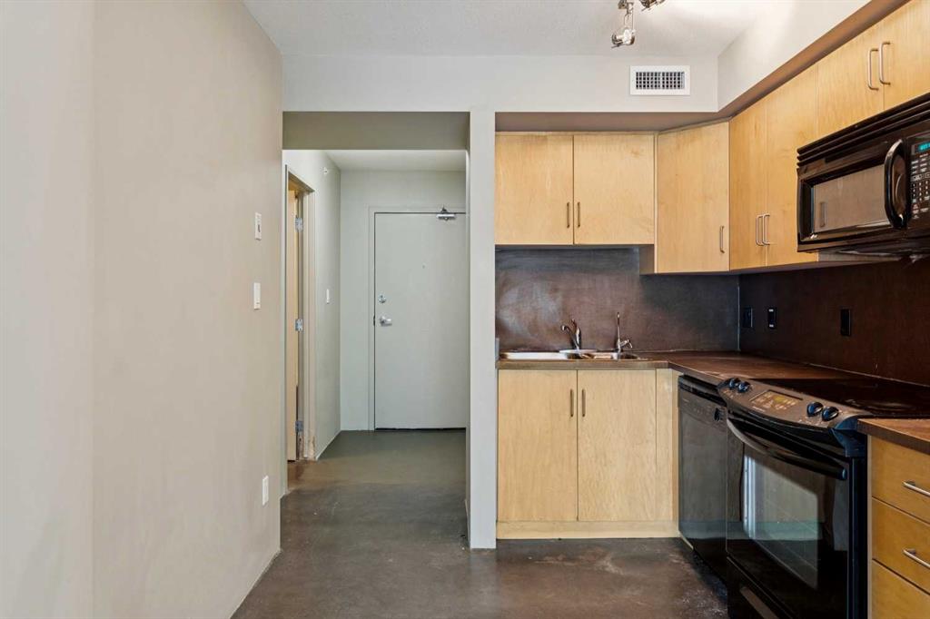 Picture for 303, 188 15 Avenue SW