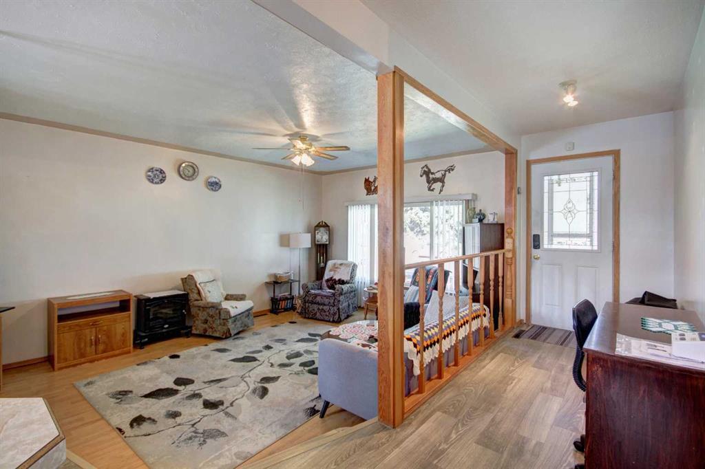 Picture for 419 2 Street N