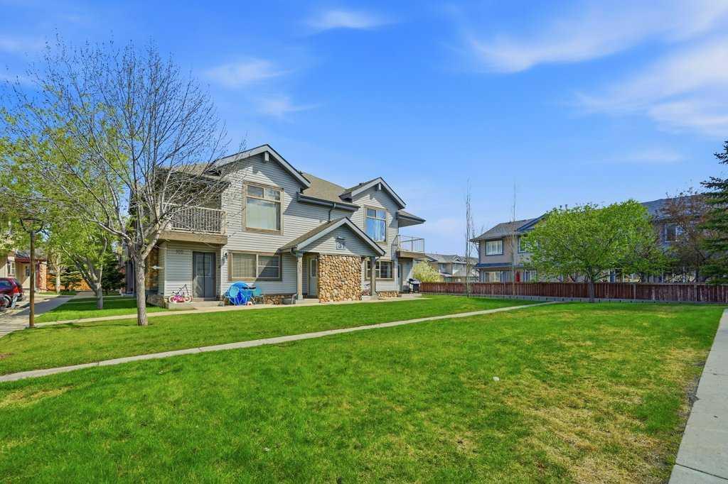 Picture for 106, 31 Everridge Square SW