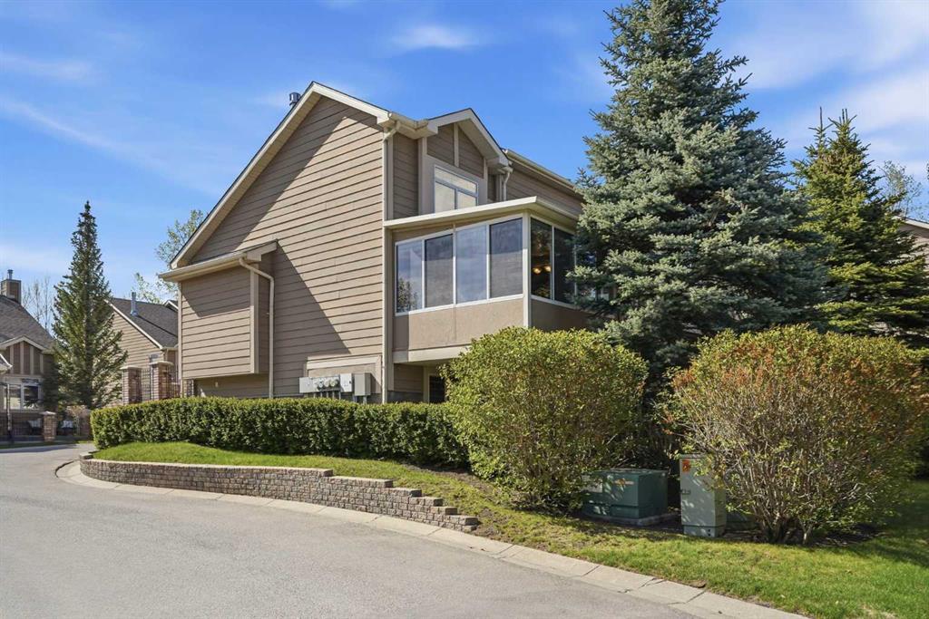 Picture for 18 Varsity Estates Park NW