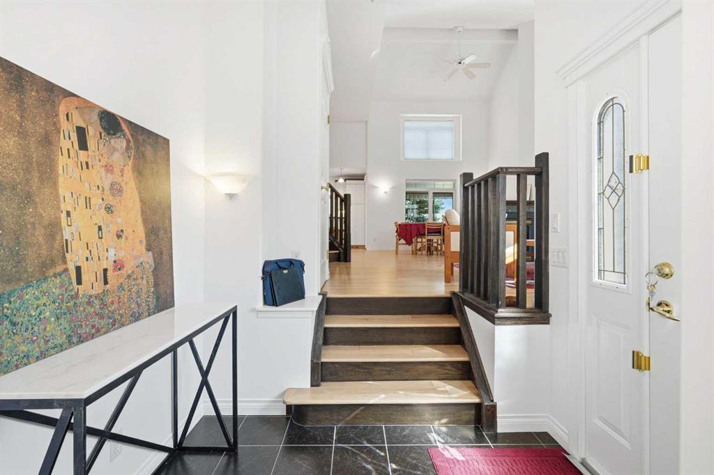 Picture for 18 Varsity Estates Park NW