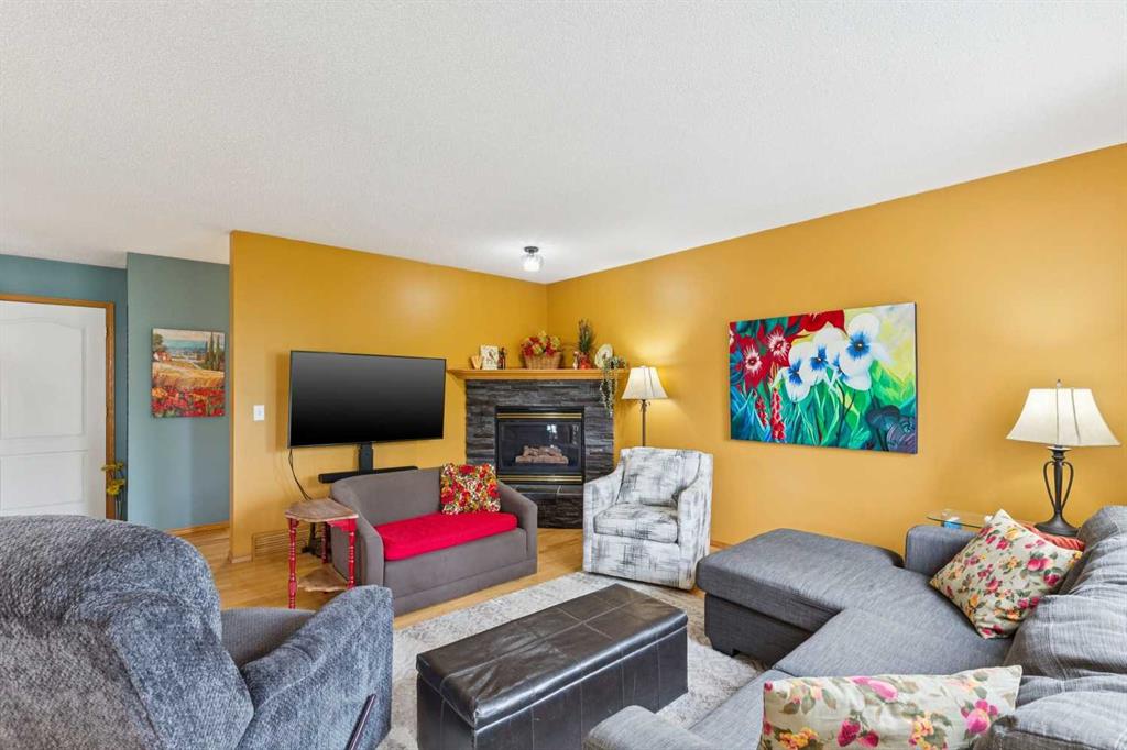 Picture for 23 Tuscarora Close NW