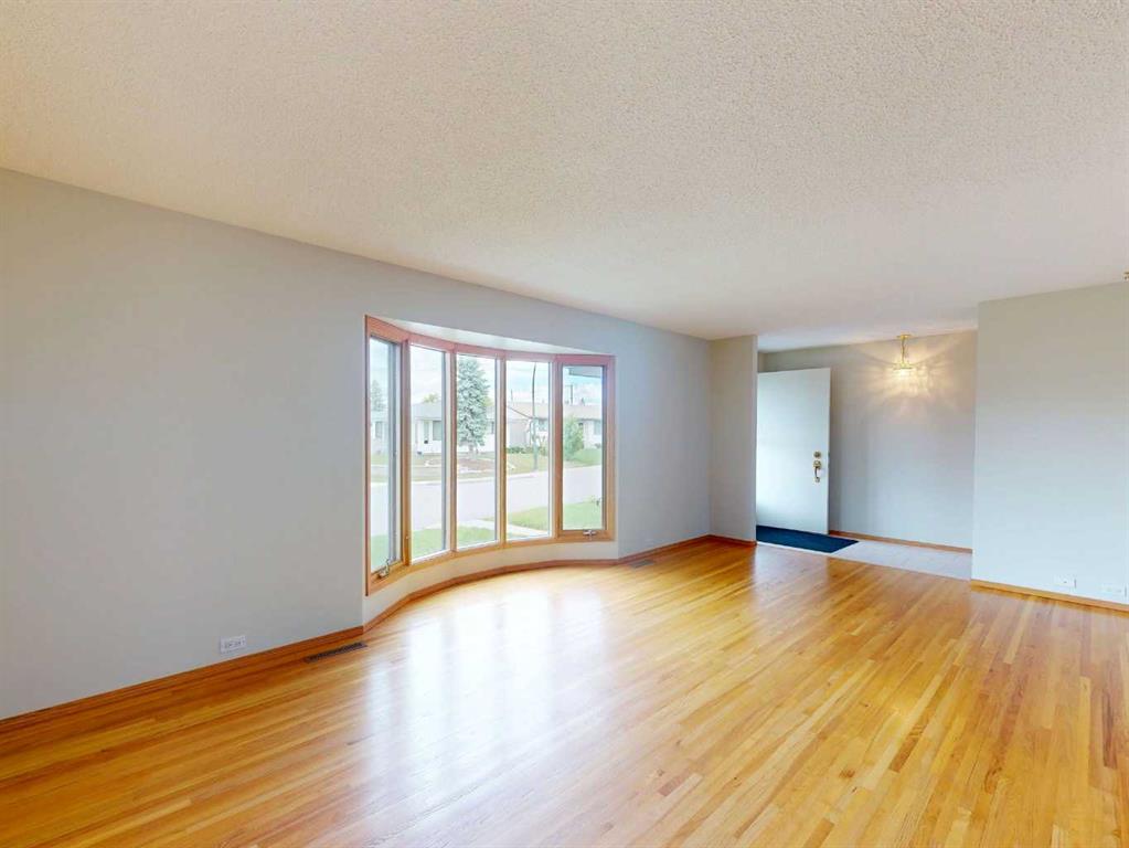 Picture for 548 Mcintosh Road NE