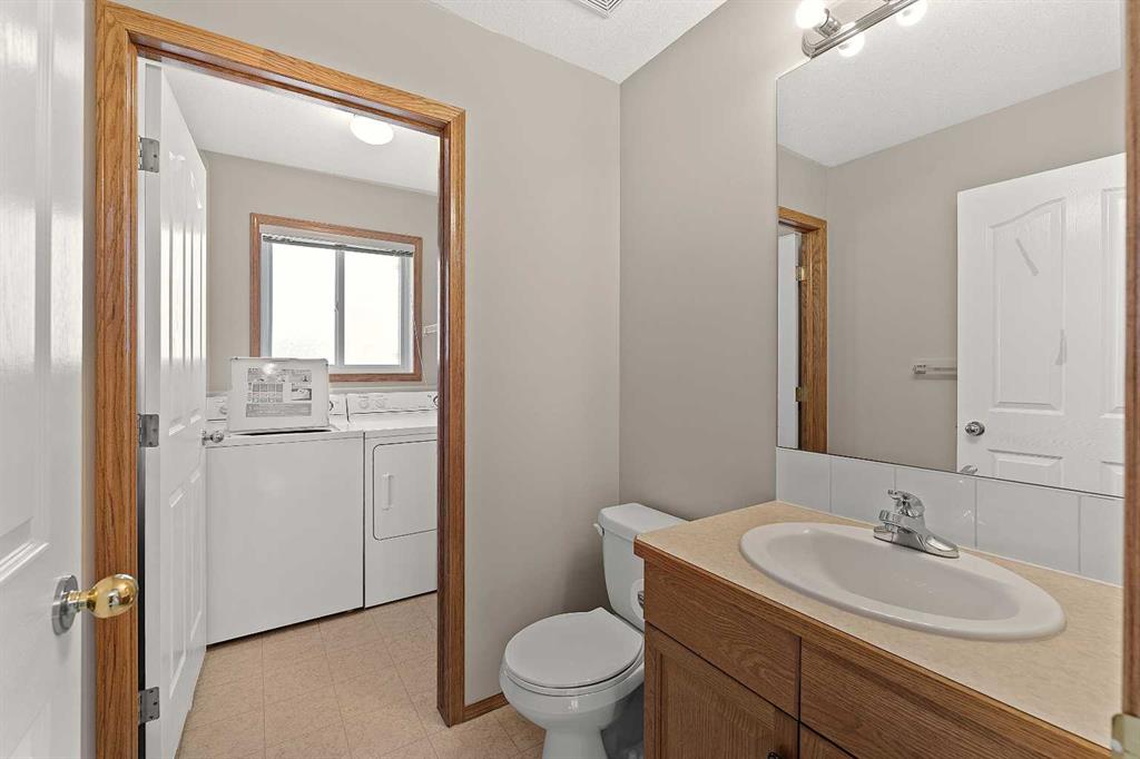 Picture for 126 Saddleridge Close NE
