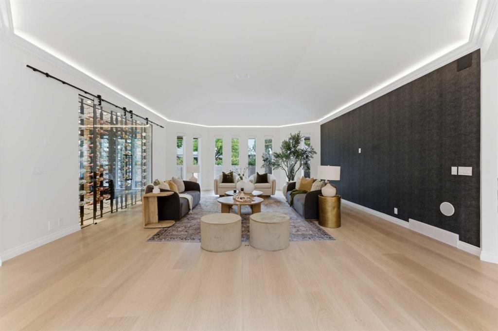 Picture for 79 Bel-Aire Place SW