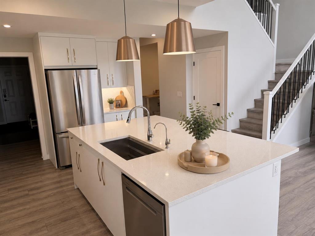 Picture for 300 Carringvue Place NW